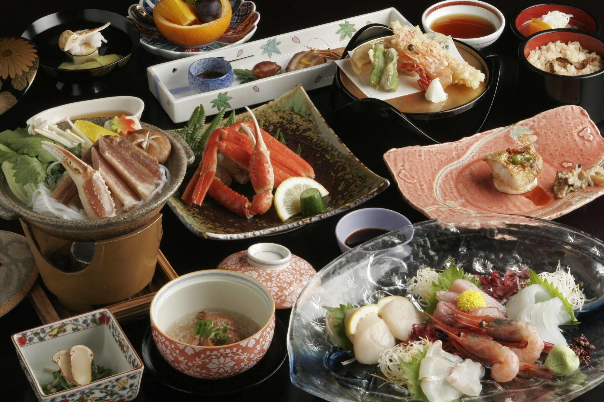 Kansuitei Kozeniya Tottori Bagian luar foto